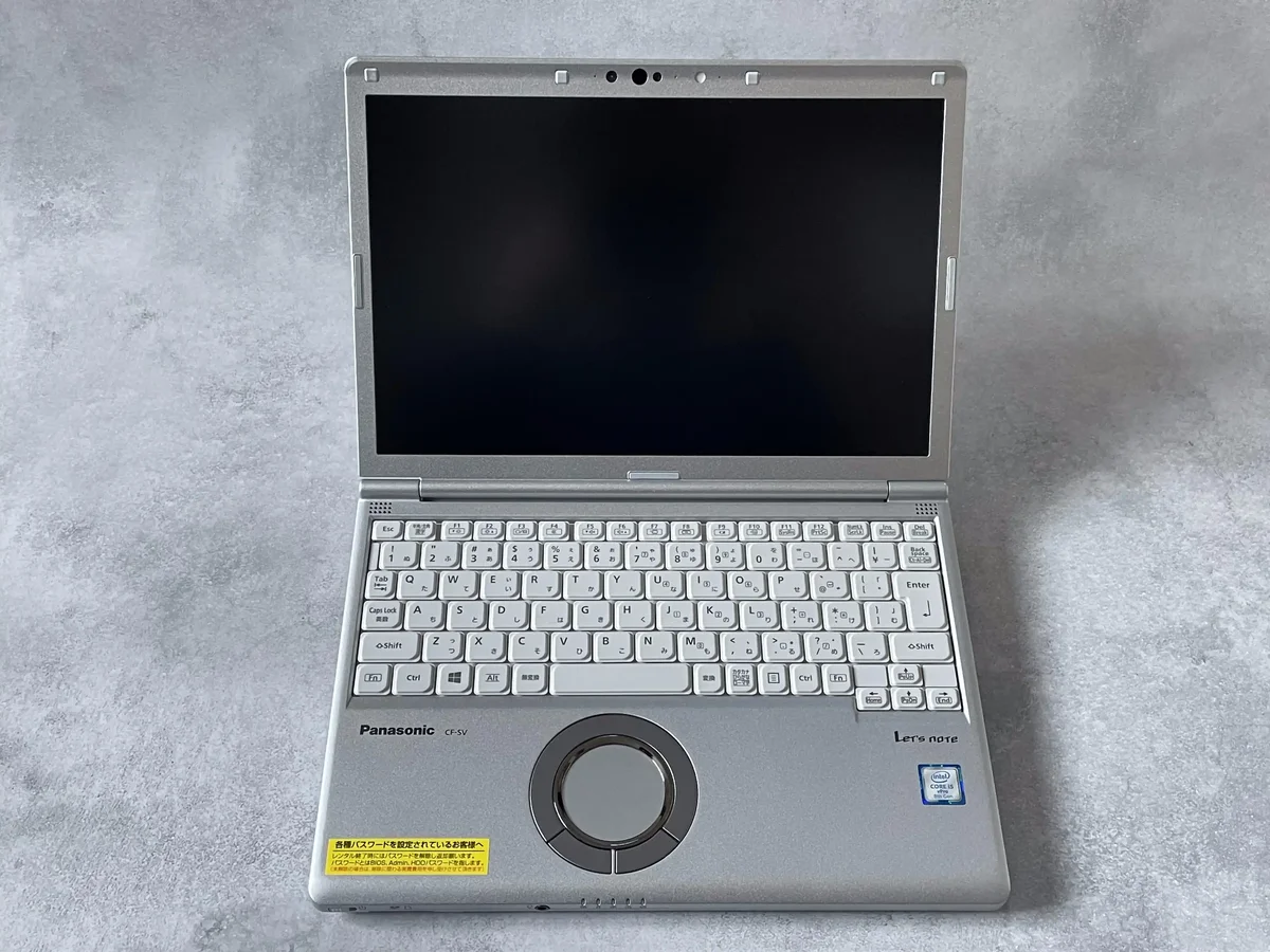 CF-SV8を開いて正面から見たところ